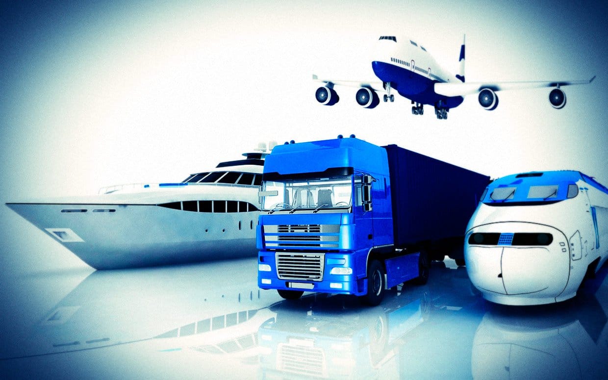 Vận Chuyển Bằng Đường Hàng Không: Tốc Độ Vượt Trội, Chi Phí Xứng Tầm